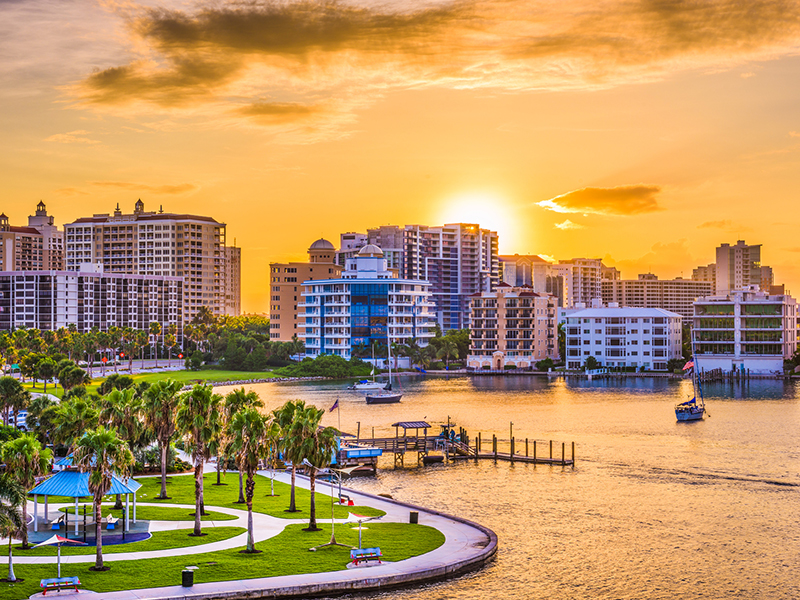 Sarasota Bay (3 Minutes Away)